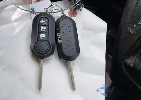 2019 Ram Promaster 1500 Low Roof 136 Wb z USA, uszkodzony, nr VIN 3C6TRVAG6KE561123